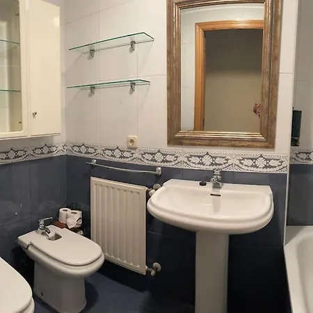 Confort En Casco Antiguo, Luminoso, Wifi