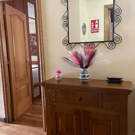 Confort En Casco Antiguo, Luminoso, Wifi * Oviedo